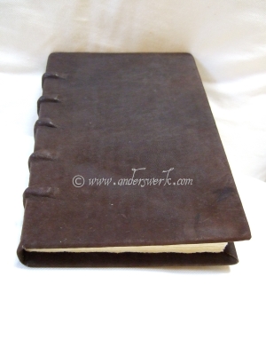 Lederbuch_001